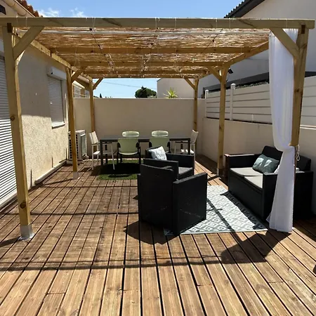 Entiere Piscine Proche Montpellier Et Plages Cournonterral