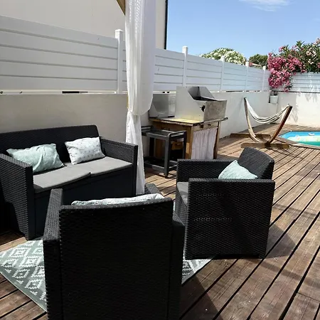 Entiere Piscine Proche Montpellier Et Plages Cournonterral